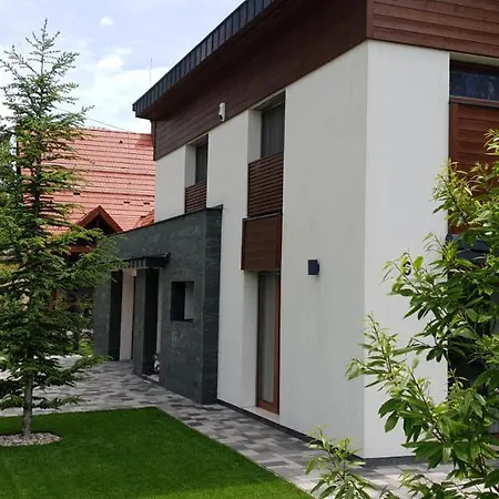 With Gamauf بيت للعطل *